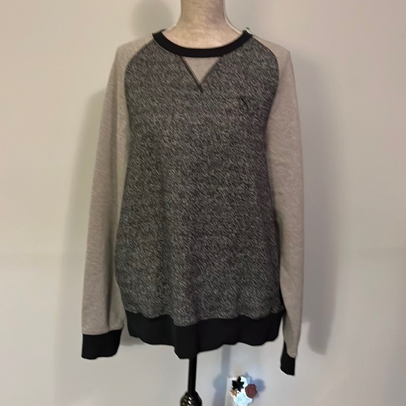Marc Ecko Blk & Gray Sweater, Pocket in the front, Sherpa like lining  XL. - Picture 1 of 7